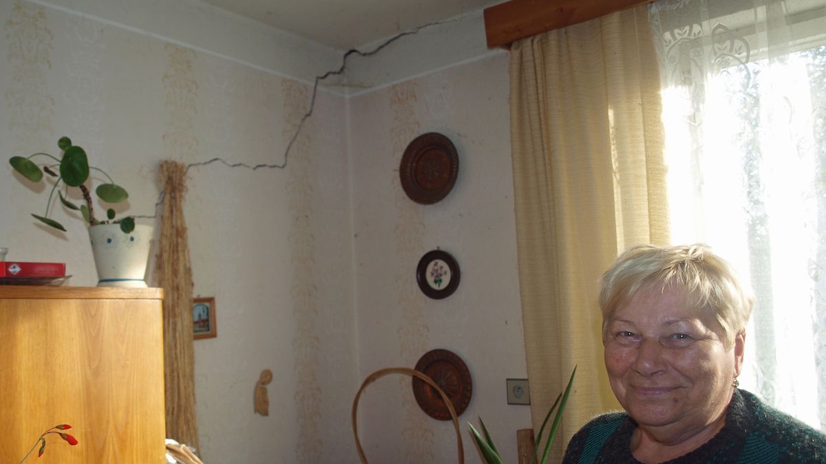 Důlní voda ničí lidem v obci na Sokolovsku rodinné domy
